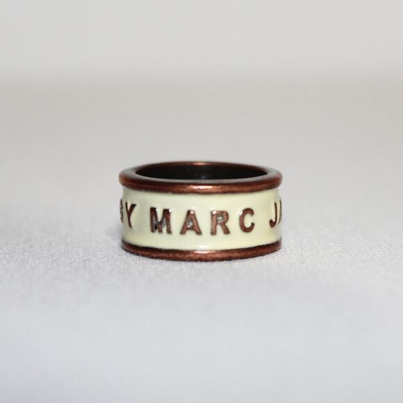Marc Jacobs Logo Print Ring Size 6 - Picture 3 of 8